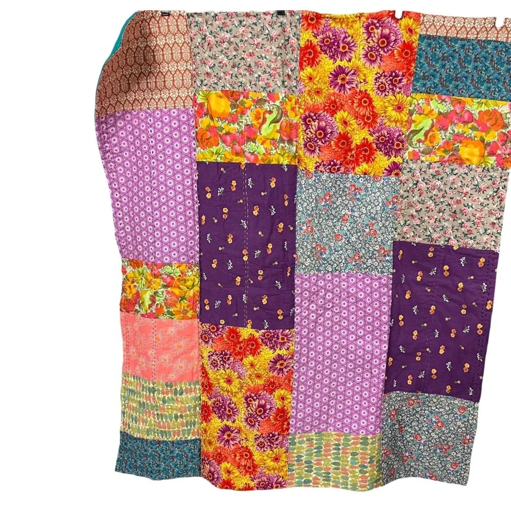 Vintage‎ Hand Stitched Patchwork Kantha 50x44 Quilt Floral Multi Color Teal Back